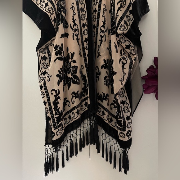 Free People Nightbird Burnout Kimono In Black Combo OS - Picture 9 of 12